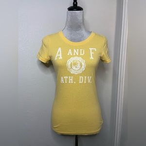 Abercrombie & Fitch Top